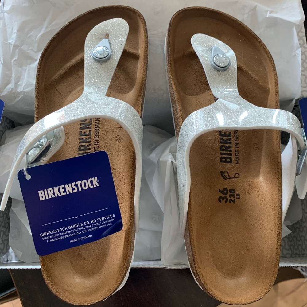 Women’s Birkenstock tongs Gizeh in sparkle white